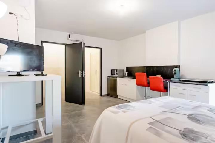 Studio De L'Avance 28M2 Fourques-sur-Garonne Bagian luar foto